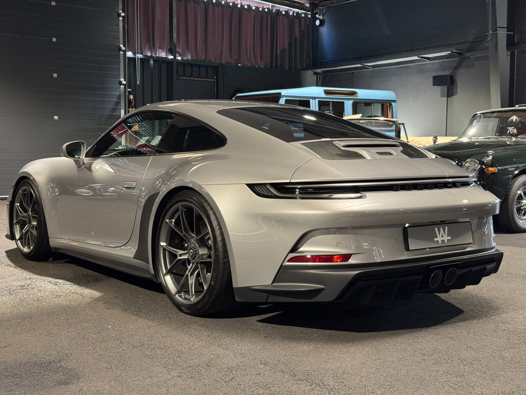 Porsche 992 GT3 Touring