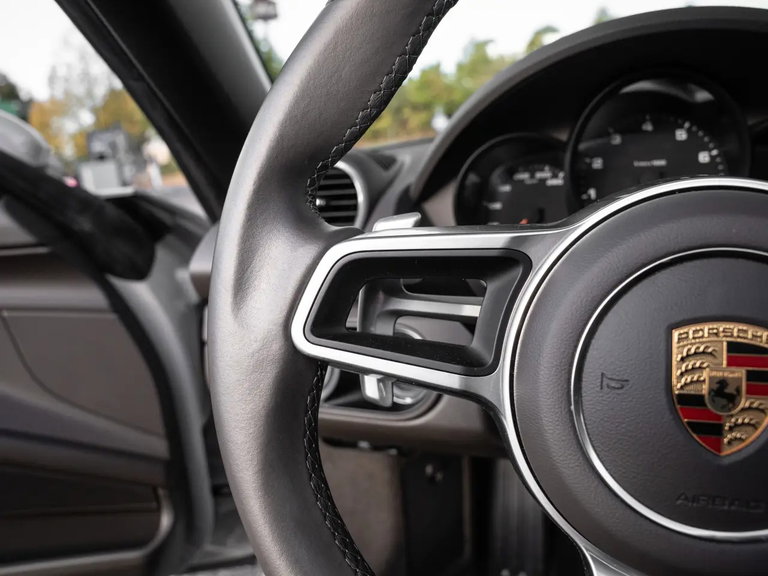 Porsche 718 Boxster