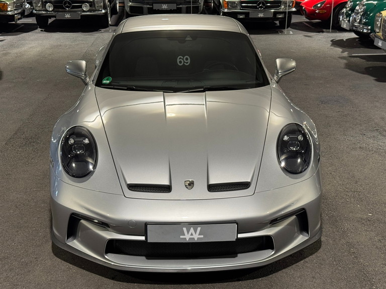 Porsche 992 GT3 Touring