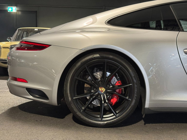Porsche 991.2 Carrera 4 GTS