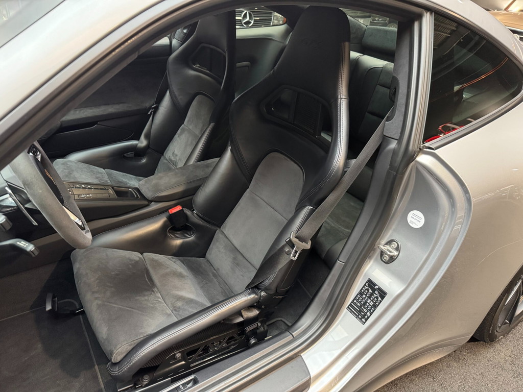 Porsche 991.2 Carrera 4 GTS