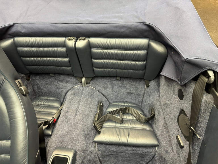 Porsche 964 Carrera 2 Cabrio WTL