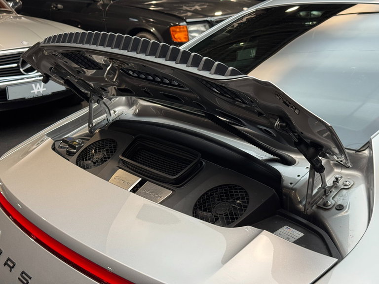 Porsche 991.2 Carrera 4 GTS