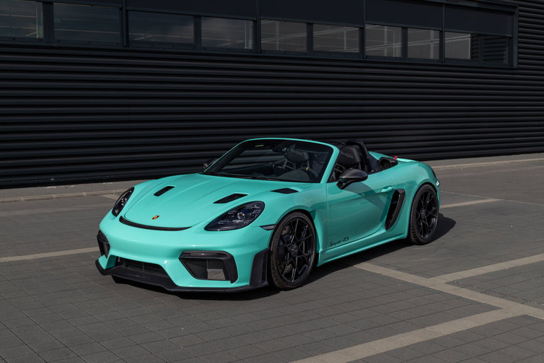 Porsche 718 Spyder RS