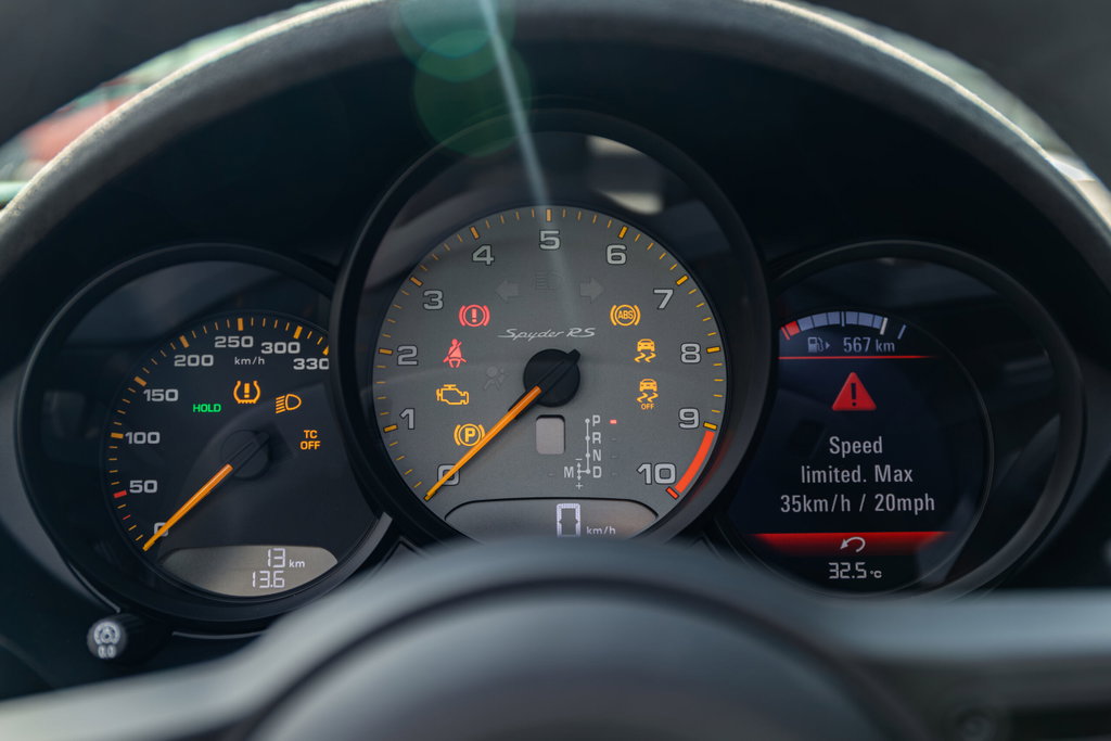Porsche 718 Spyder RS