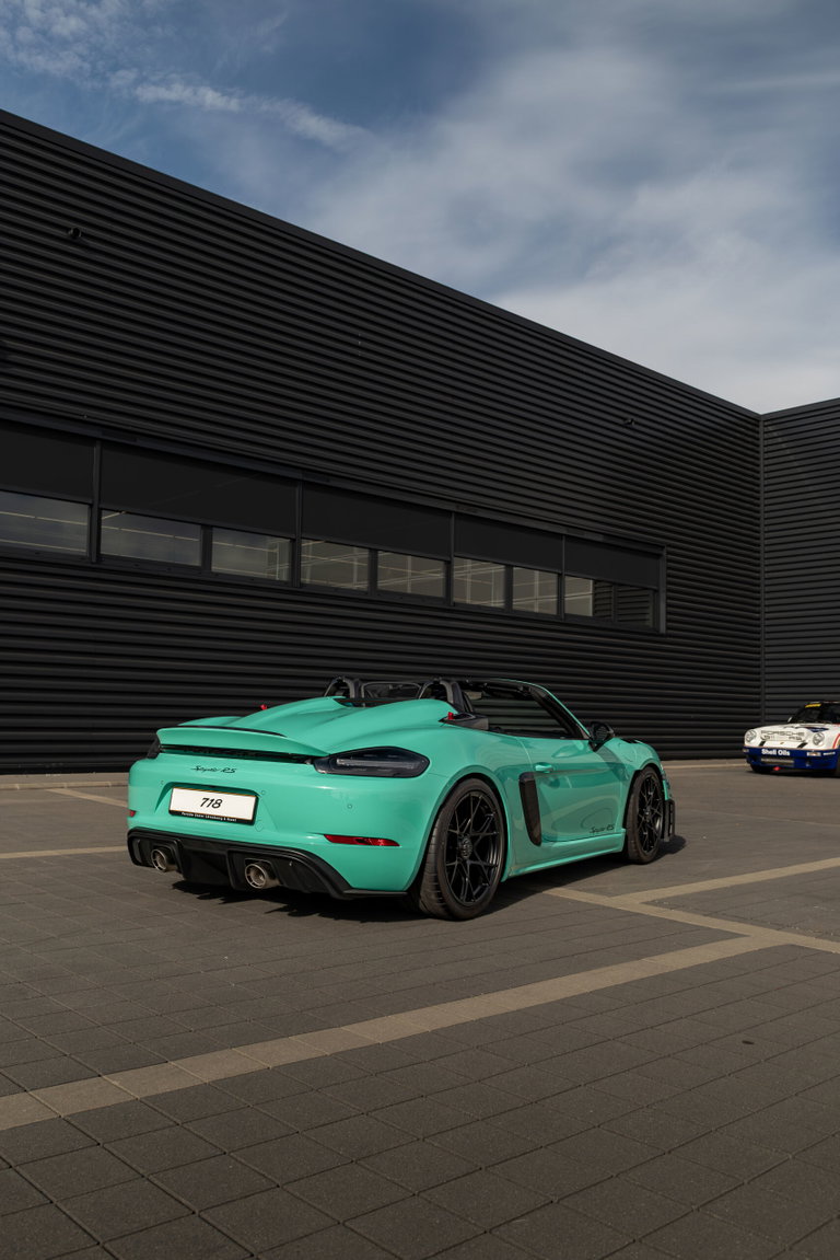Porsche 718 Spyder RS