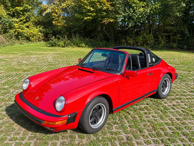 Porsche 911 Carrera 3.2