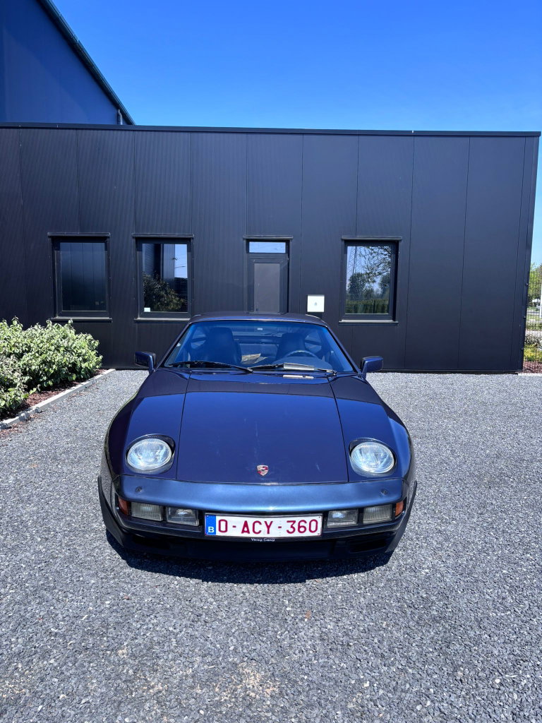 Porsche 928 S