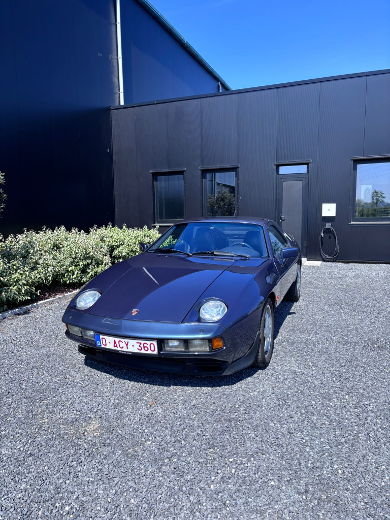 Porsche 928 S