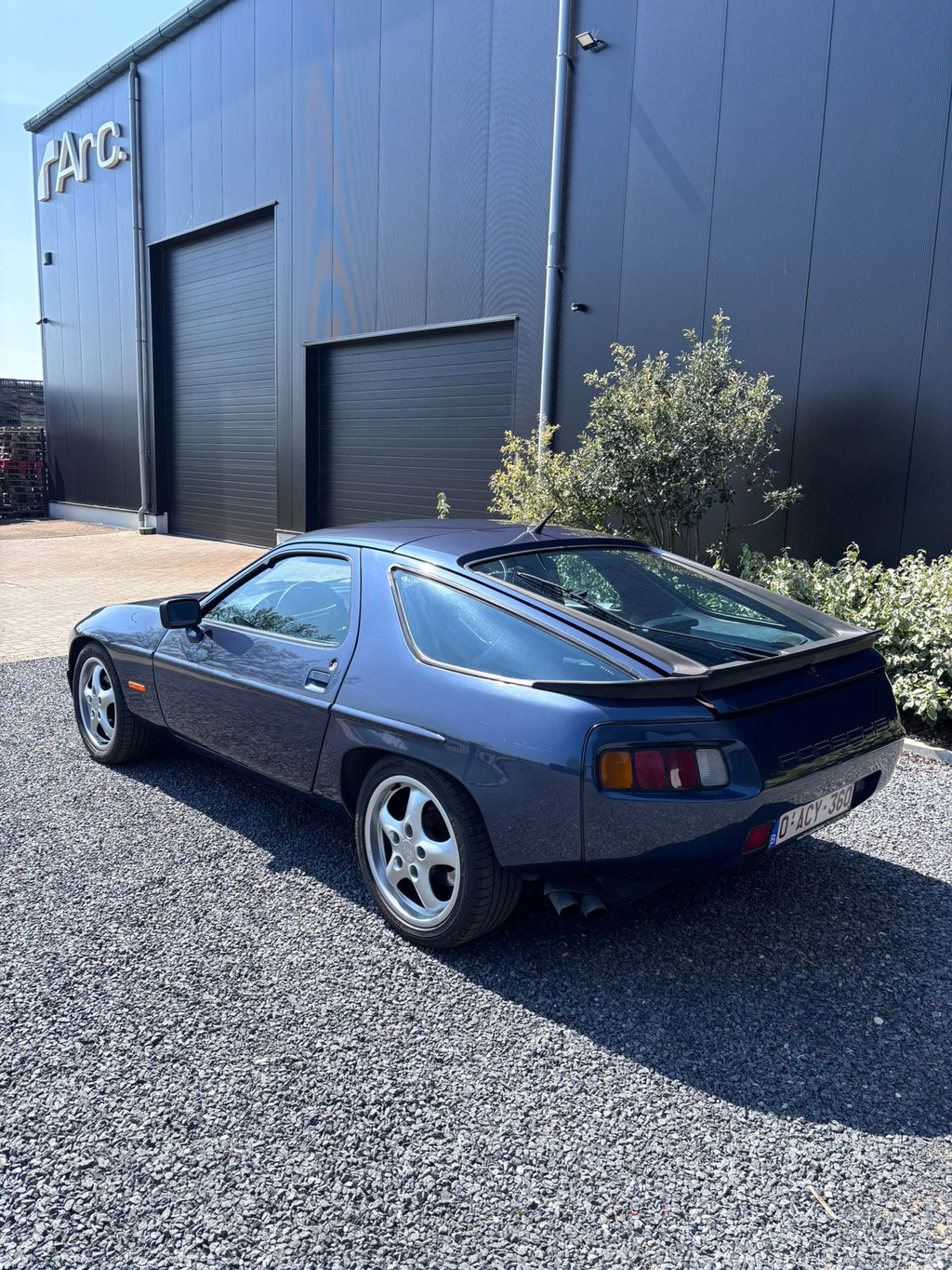 Porsche 928 S