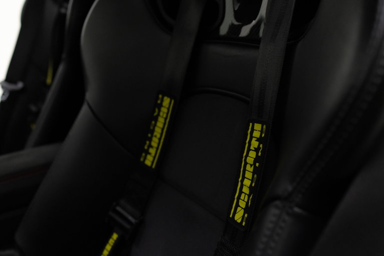 Porsche 718 Cayman GT4