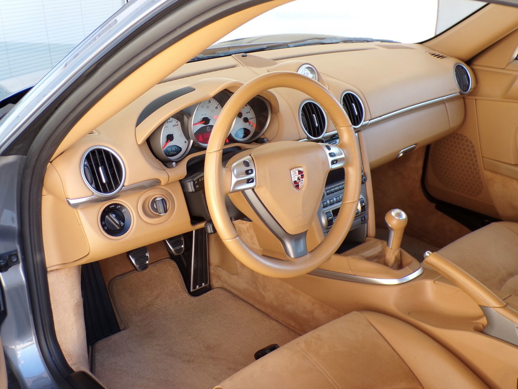 Porsche 987 Cayman S