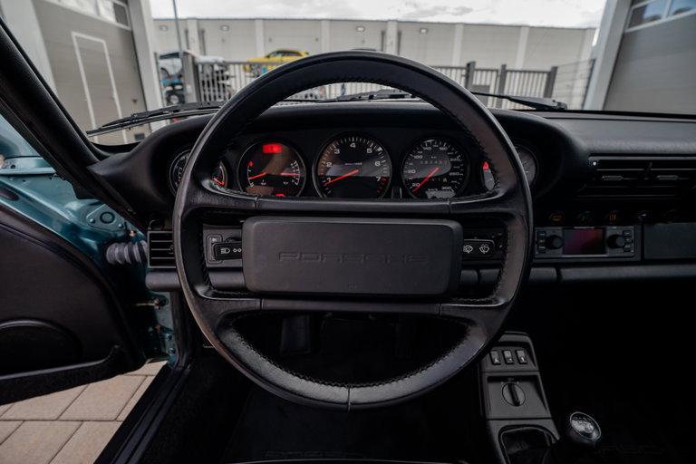 Porsche 964 Carrera 2