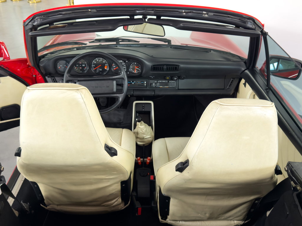Porsche 911 Carrera 3.2