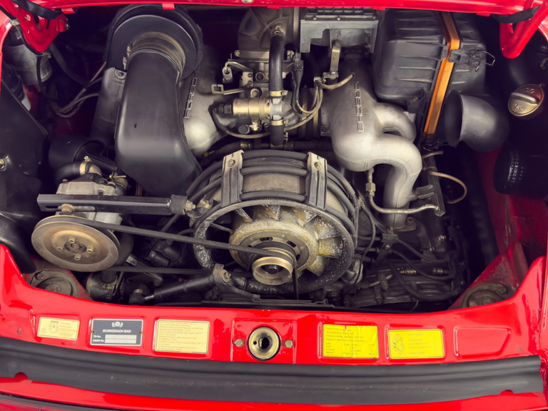 Porsche 911 Carrera 3.2