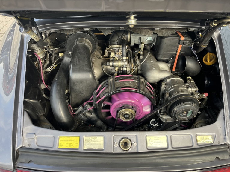 Porsche 911 Carrera 3.2