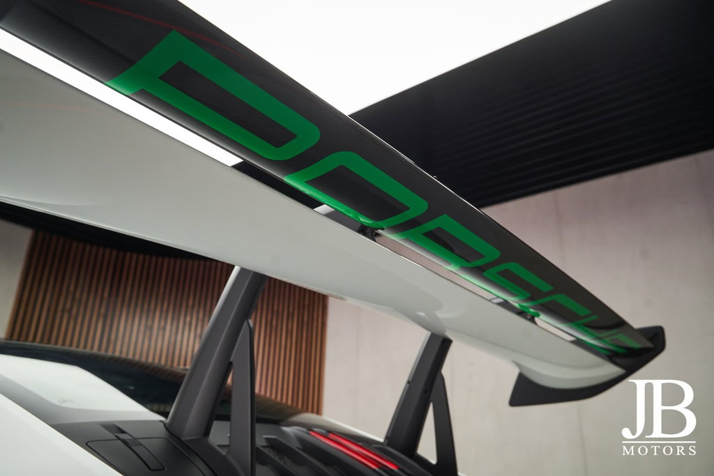 Porsche 992 GT3 RS