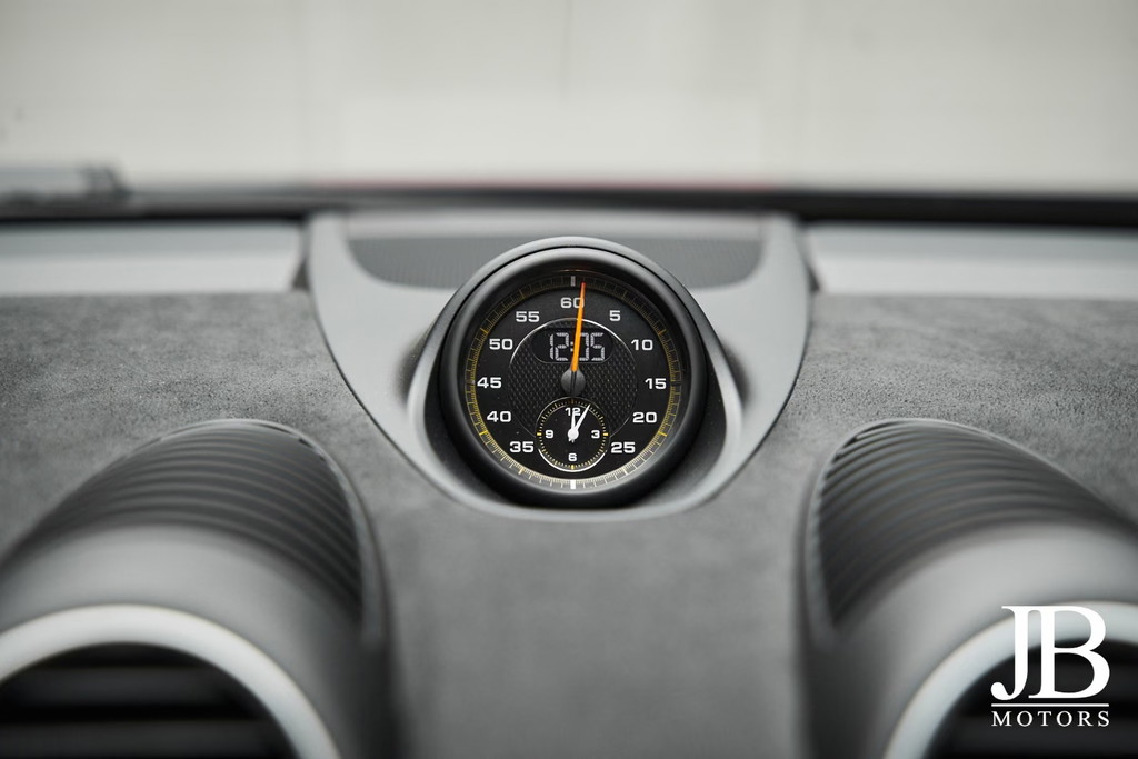 Porsche 718 Cayman GT4 RS