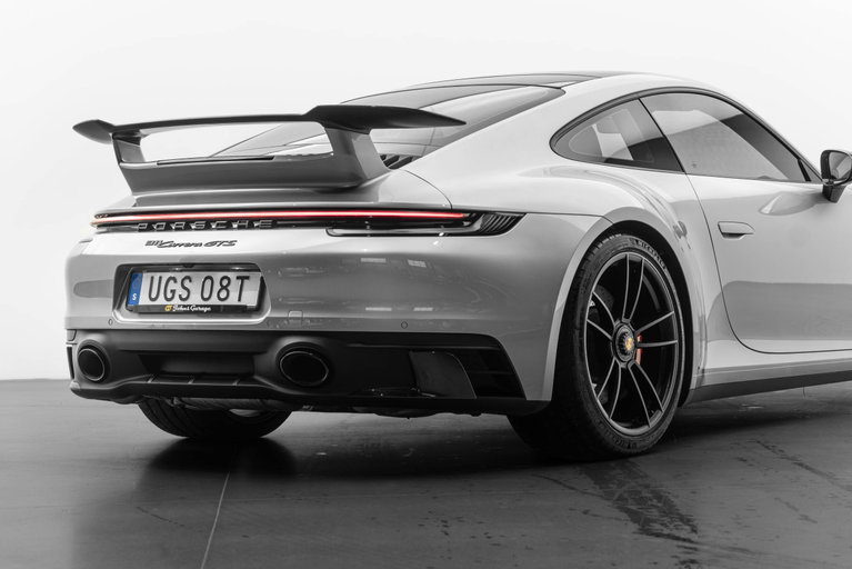 Porsche 992 Carrera GTS