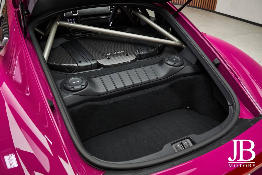 Porsche 718 Cayman GT4 RS