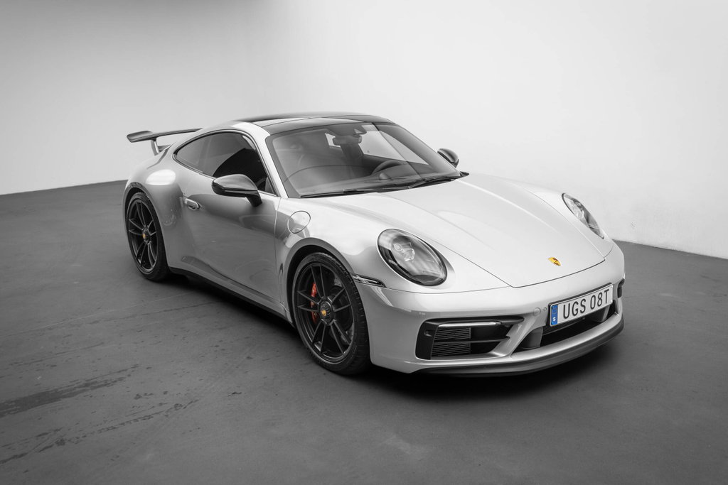Porsche 992 Carrera GTS