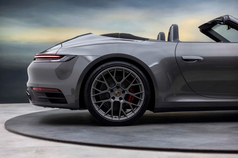 Porsche 992 Carrera 4S