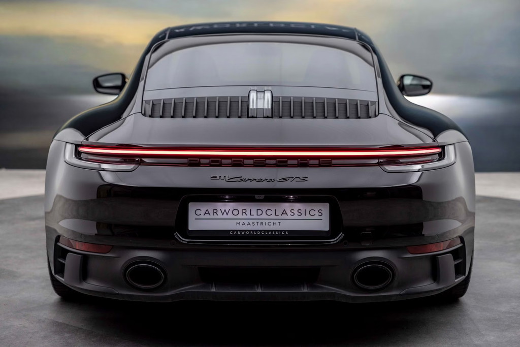 Porsche 992 Carrera GTS