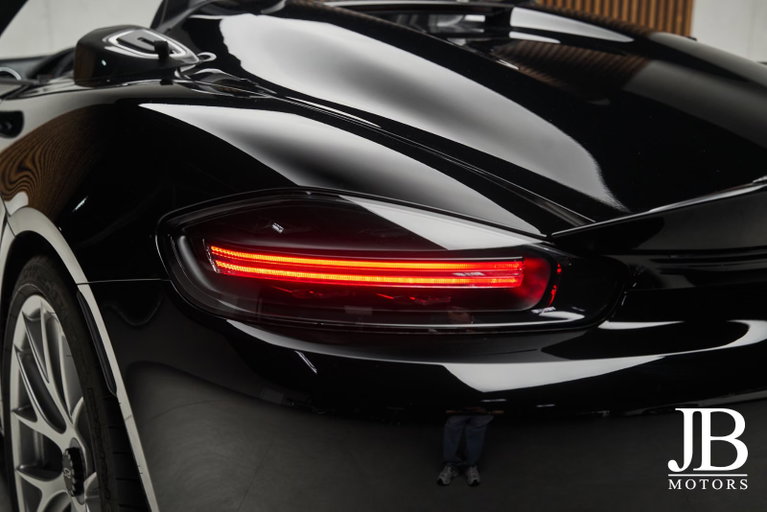 Porsche 718 Spyder RS