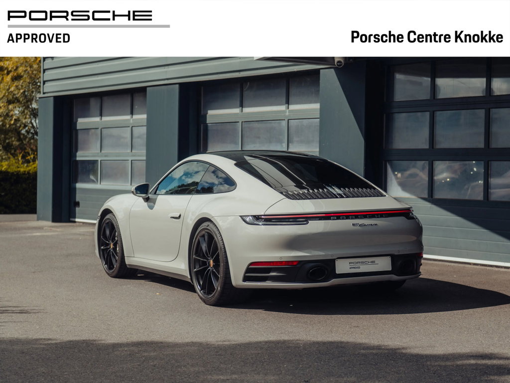 Porsche 992 Carrera