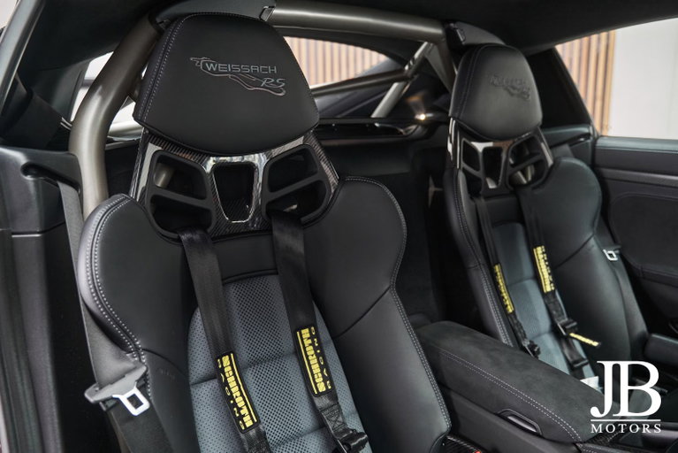 Porsche 718 Cayman GT4 RS