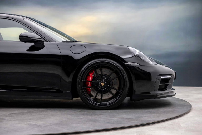 Porsche 992 Carrera GTS