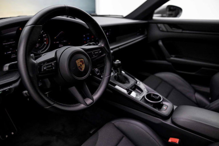 Porsche 992 GT3 Touring