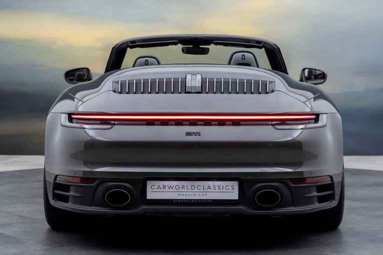 Porsche 992 Carrera 4S