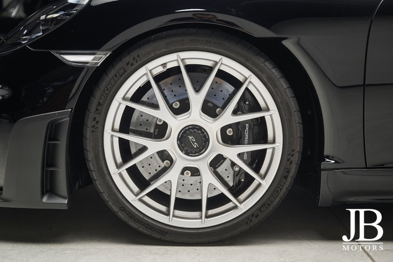 Porsche 718 Spyder RS