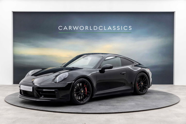 Porsche 992 Carrera GTS