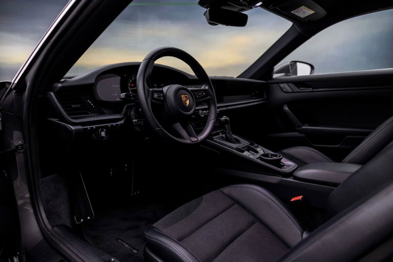 Porsche 992 GT3 Touring