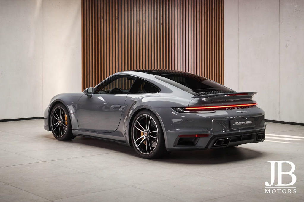 Porsche 992 Turbo S