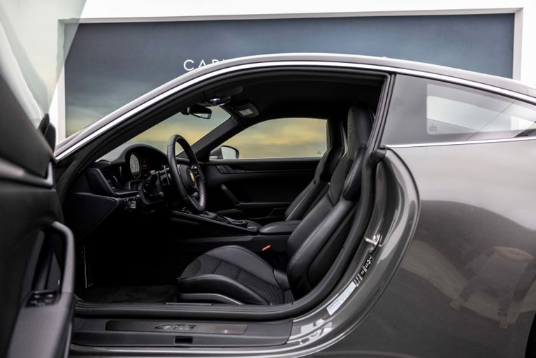 Porsche 992 GT3 Touring