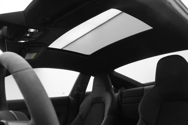 Porsche 992 Carrera GTS