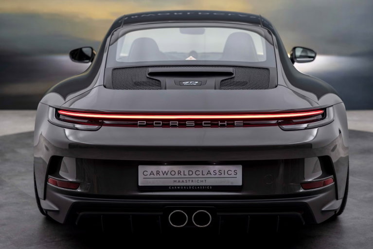 Porsche 992 GT3 Touring