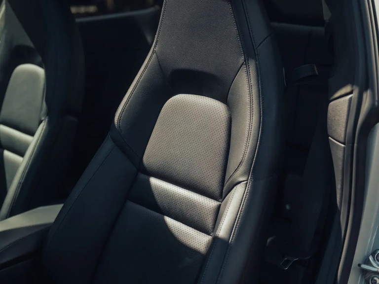 Porsche 992 Carrera