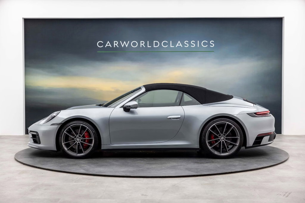 Porsche 992 Carrera 4S