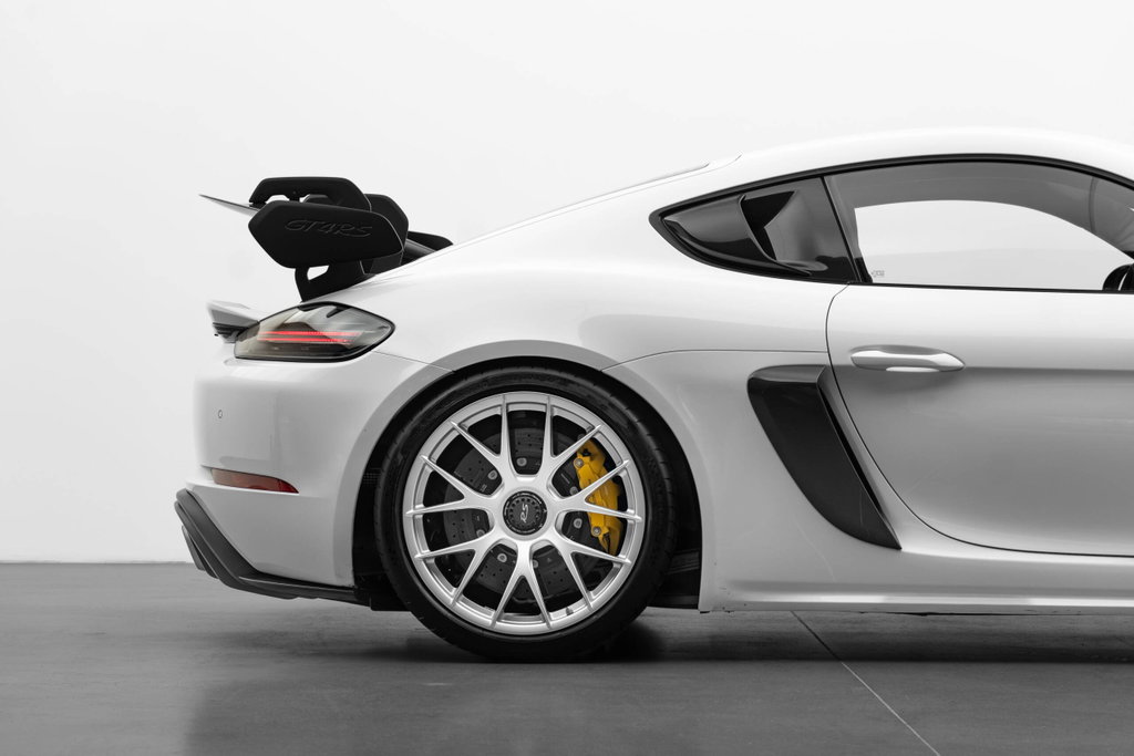 Porsche 718 Cayman GT4 RS