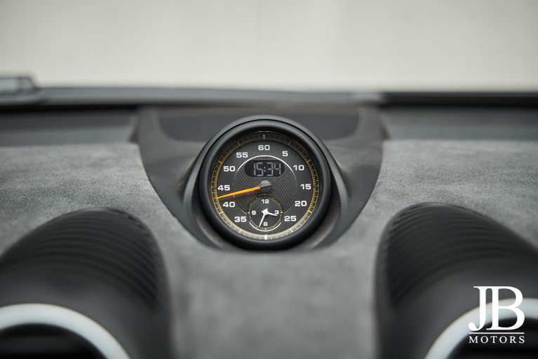 Porsche 718 Spyder RS