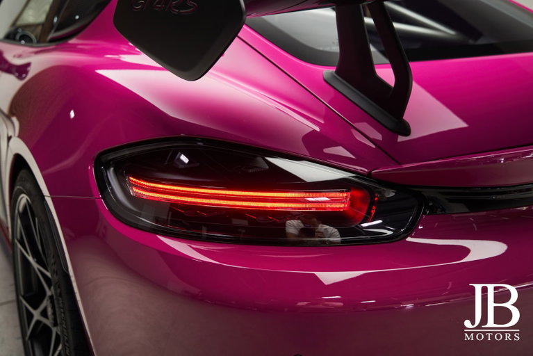 Porsche 718 Cayman GT4 RS