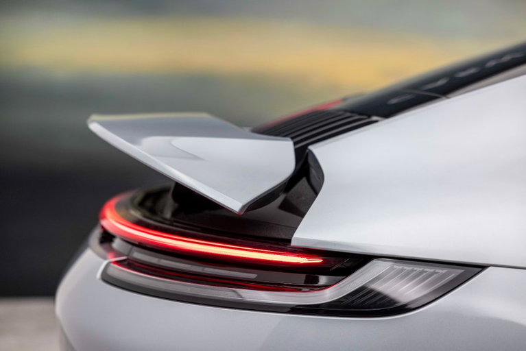 Porsche 992 Carrera