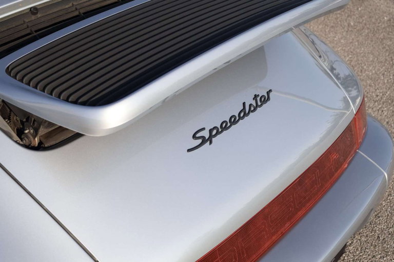 Porsche 964 Carrera 2 Speedster