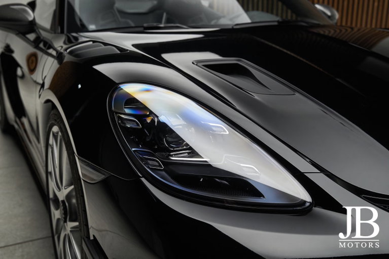 Porsche 718 Spyder RS