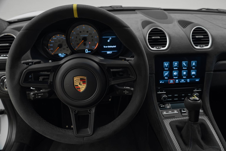 Porsche 718 Cayman GT4 RS