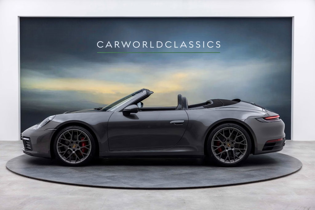 Porsche 992 Carrera 4S